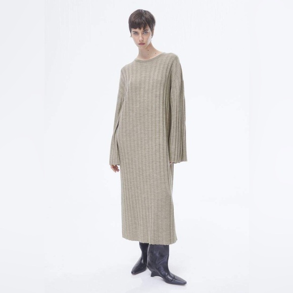 H&M Rib-knit 100% Merino Wool Dress - Picture 6 of 8